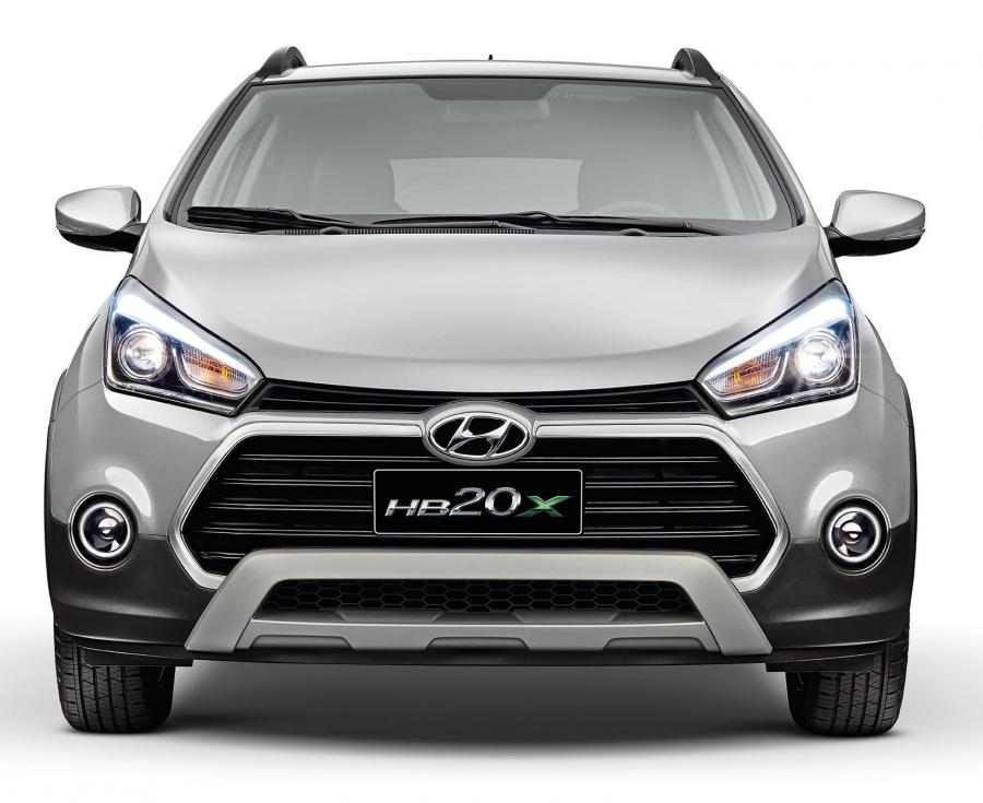  Hyundai HB20X 2015 года  (фото 13 из 25)